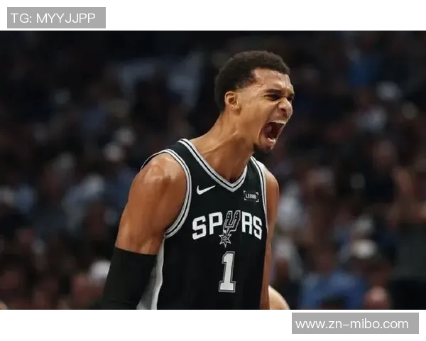 文班表现超凡让浓眉显得普通他是我见过最罕见的优秀球员