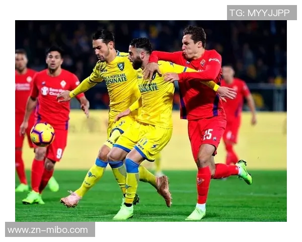 荷兰足协宣布因大雪天气推迟荷乙赛事荷甲比赛暂时不受影响继续进行