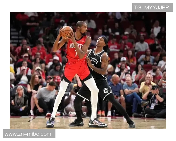 前火箭新星克里斯托弗狂砍49分8板6助6断近期两场比赛合计93分9断表现惊艳 前火箭新星克里斯托弗狂砍49分8板6助6断近期两场比赛合计93分9断表现惊艳